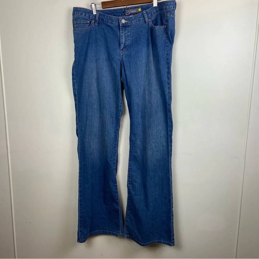 Venezia Stretch Flare Medium Wash‎ Denim Jeans Plus Size 4 y2k